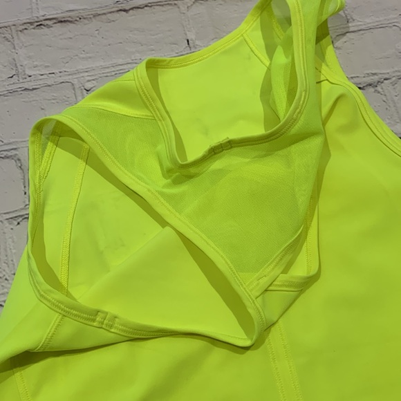 Lululemon Sculpt Reflective Tank Highlight Yellow - Picture 3 of 14